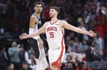 DPOY？今天当文班作为最近防守人时 火箭球员面对他12中8